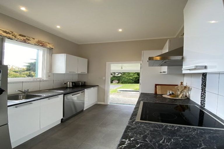 Photo of property in 33 Awatea Street, Ranui, Porirua, 5024