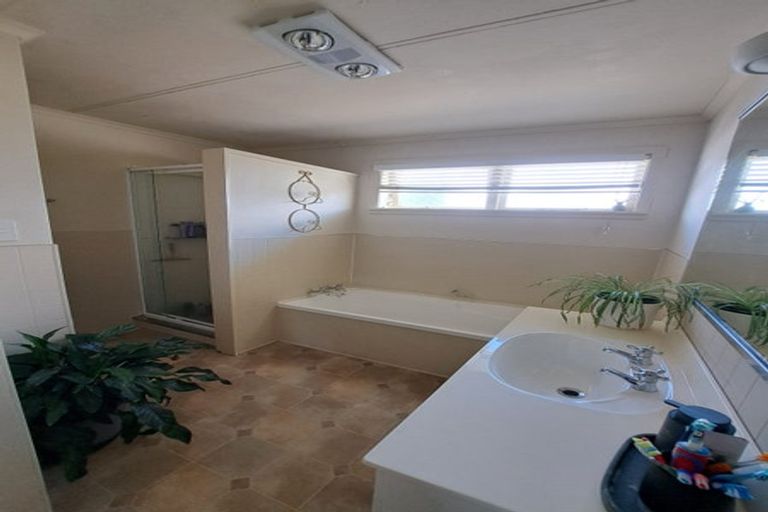 Photo of property in 11 Kennedy Drive, Levin, 5510