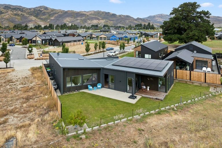 Photo of property in 93 Magnum Drive, Cromwell, 9310