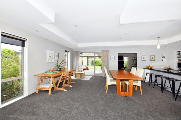 Photo of property in 38 Josephine Crescent, Aidanfield, Christchurch, 8025