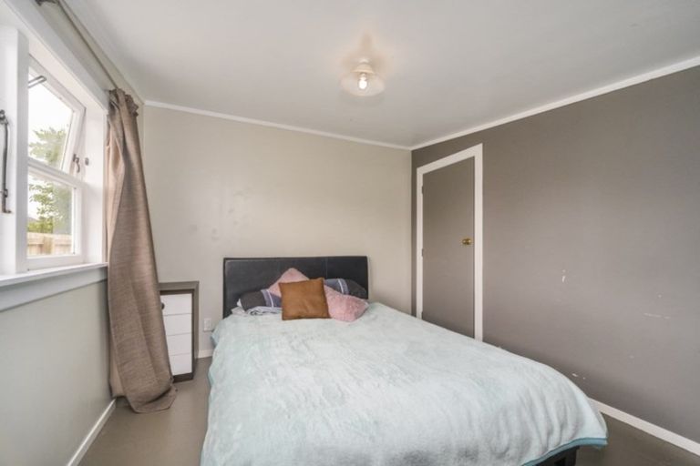 Photo of property in 2 Manchester Street, Takaro, Palmerston North, 4412