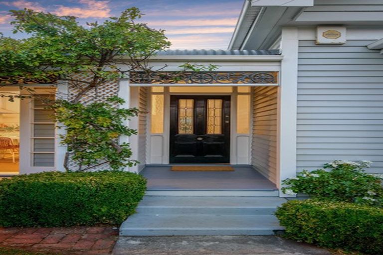 Photo of property in 105 Abberley Crescent, St Albans, Christchurch, 8014