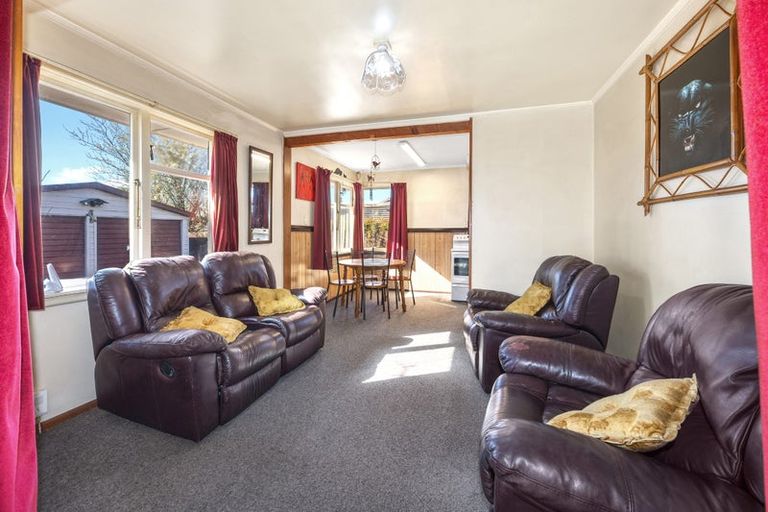 Photo of property in 5 Mattingley Street, Aranui, Christchurch, 8061