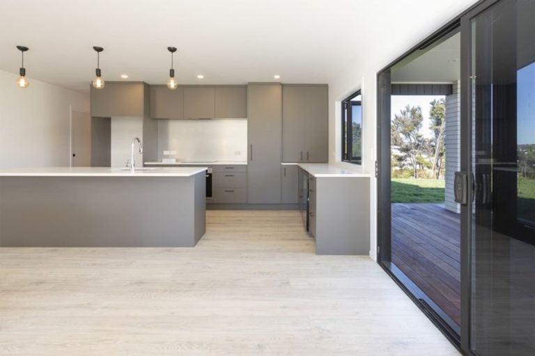 Photo of property in 8 Sandpiper Lane, Mangawhai Heads, Mangawhai, 0505