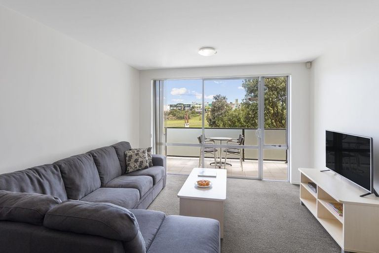 Photo of property in 33 Kirikiri Lane, East Tamaki, Auckland, 2013