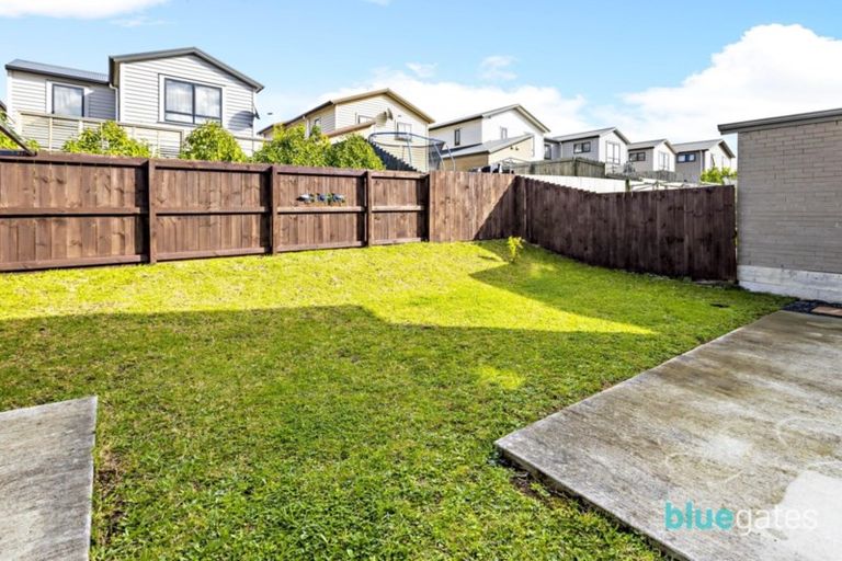 Photo of property in 58 Kaimoana Street, Weymouth, Auckland, 2103