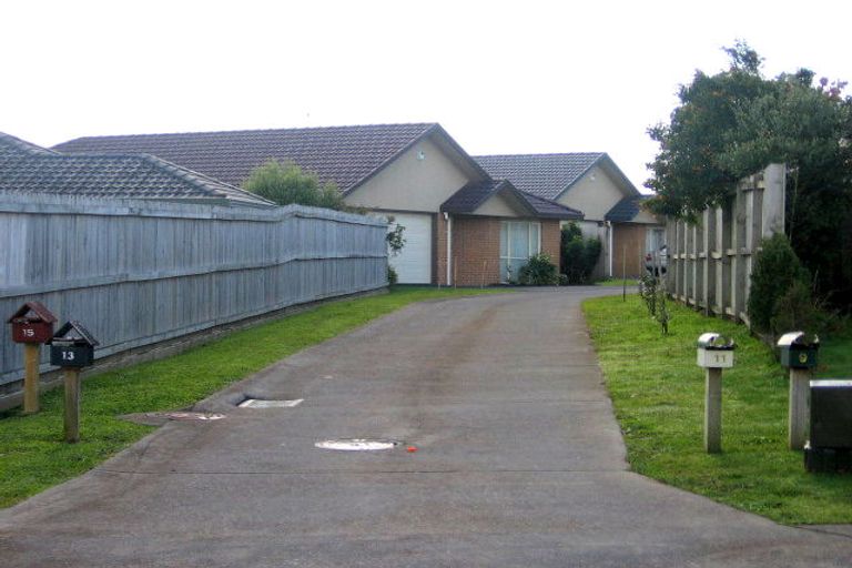 Photo of property in 13 Boderg Way, East Tamaki, Auckland, 2016