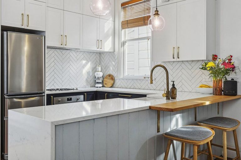 Photo of property in 63 Herald Street, Berhampore, Wellington, 6023