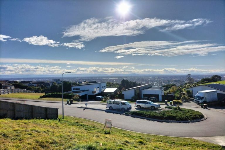 Photo of property in 10 Caldberg Close, Westmorland, Christchurch, 8025