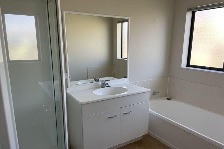 Photo of property in 22 Rathmar Drive, Manurewa, Auckland, 2105