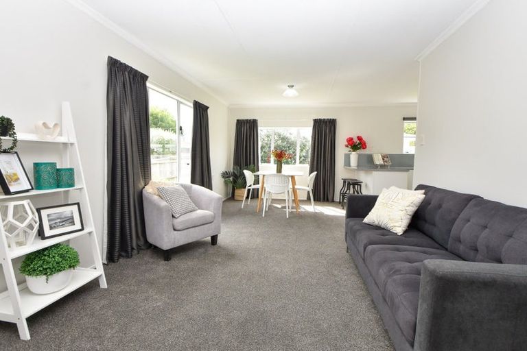 Photo of property in 10 Frederick Street, Carterton, 5713
