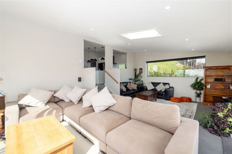 Photo of property in 3 Caldberg Close, Westmorland, Christchurch, 8025