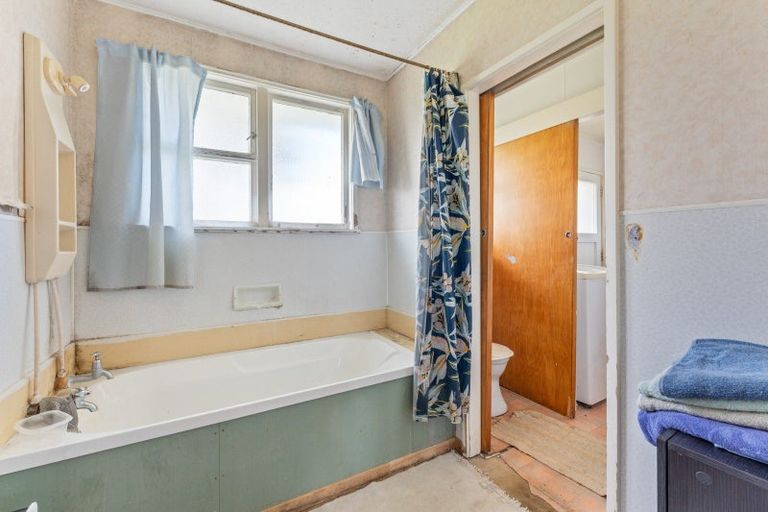 Photo of property in 7 Rogers Street, Castlecliff, Whanganui, 4501