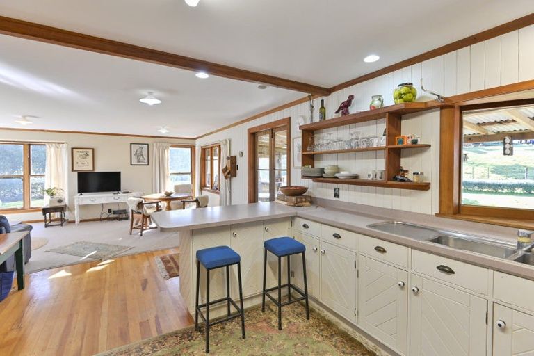 Photo of property in 81 Pohokura Road, Tutira, Napier, 4188