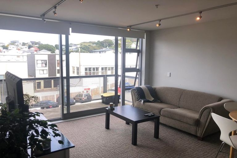 Photo of property in Masina Apartments, 301/80 Riddiford Street, Newtown, Wellington, 6021