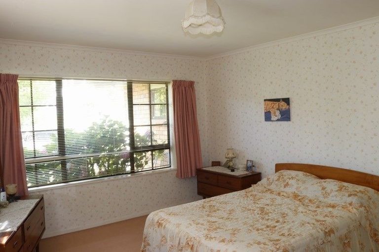 Photo of property in 28 Parkes Avenue, Saint Johns Hill, Whanganui, 4501