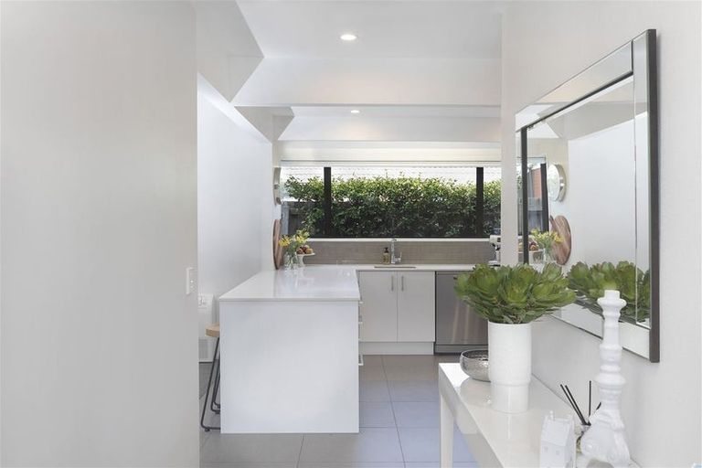 Photo of property in 464 Avonhead Road, Avonhead, Christchurch, 8042