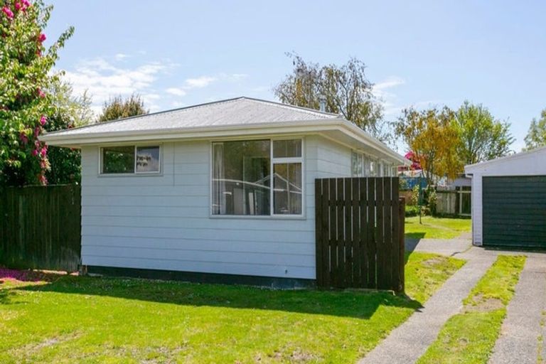 Photo of property in 18 Poihaere Street, Turangi, 3334