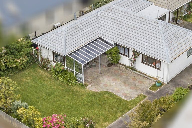 Photo of property in 16 Bradshaw Terrace, Riccarton, Christchurch, 8011