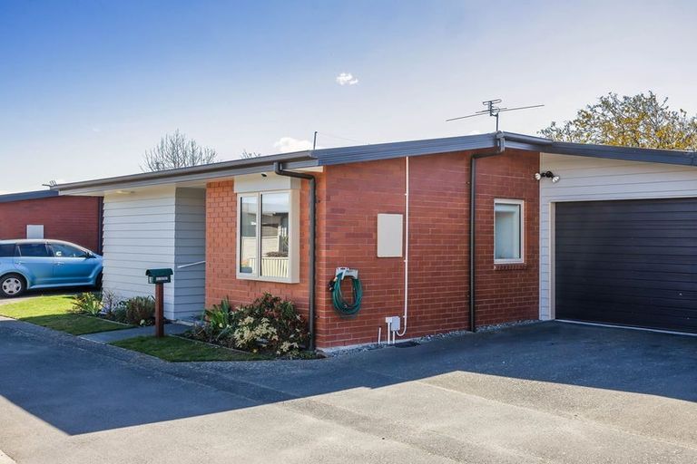 Photo of property in 2/25 Tilford Street, Woolston, Christchurch, 8062
