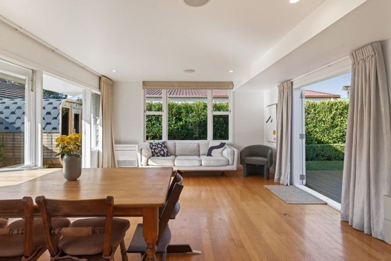 Photo of property in 82 Grange Road, Otumoetai, Tauranga, 3110
