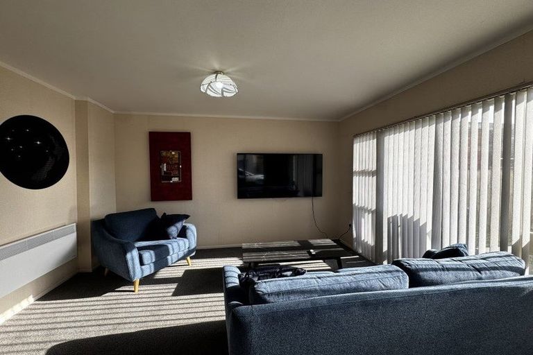 Photo of property in 5/154 Onepu Road, Lyall Bay, Wellington, 6022