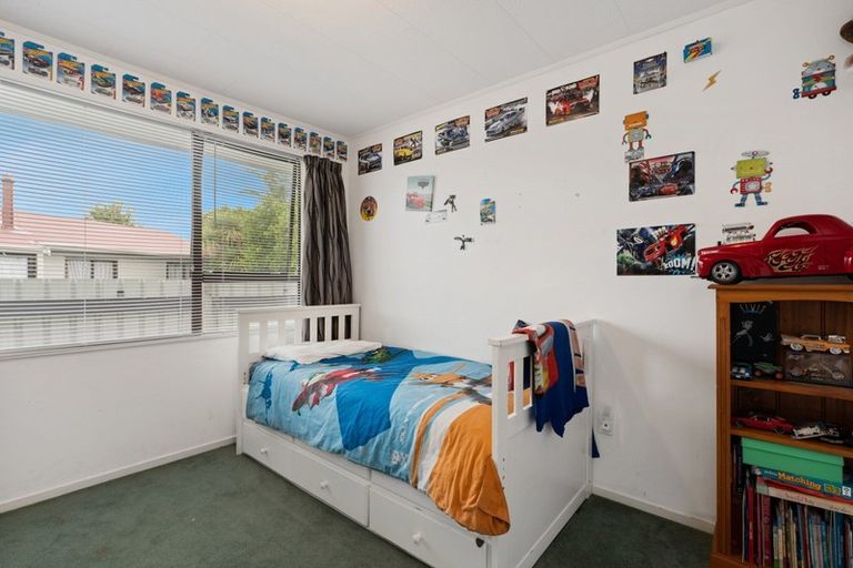 Photo of property in 15 Arthur Crescent, Hilltop, Taupo, 3330