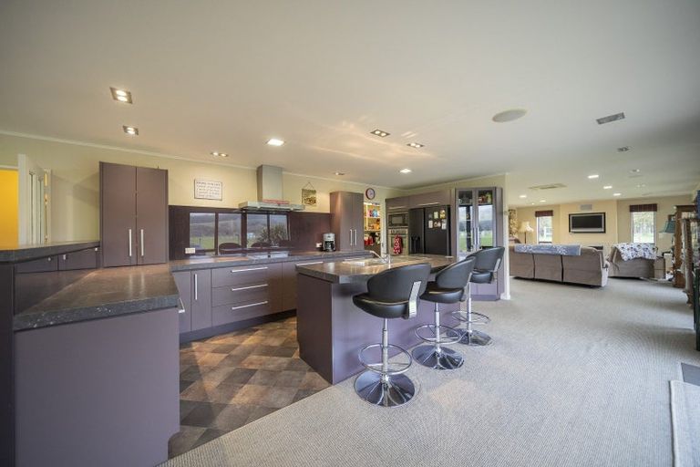 Photo of property in 1127 Te Anau Mossburn Highway, Hillside, Te Anau, 9672