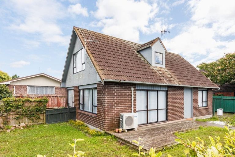Photo of property in 3 Caroline Crescent, Highbury, Palmerston North, 4412