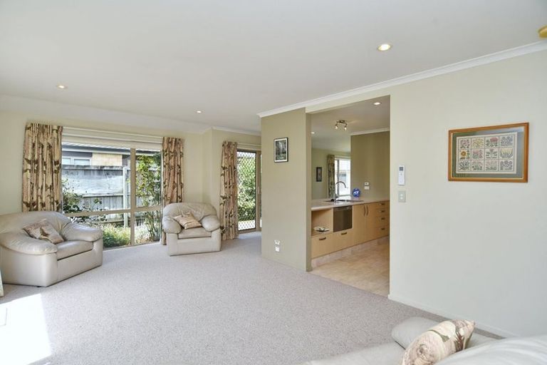 Photo of property in 3 Reeves Road, Rangiora, 7400