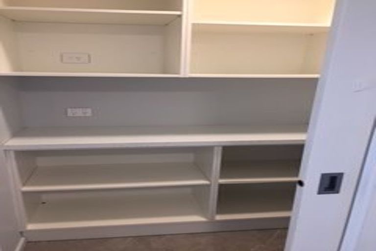 Photo of property in 65 York Street, Picton, 7220