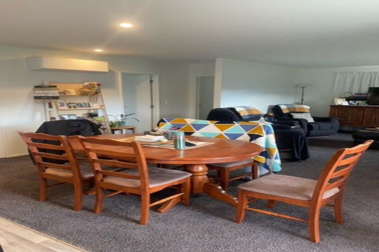 Photo of property in 10 Travertine Street, Cromwell, 9310