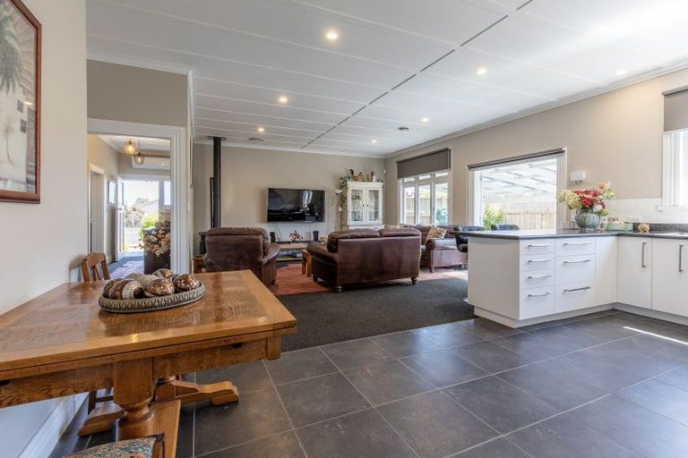 Photo of property in 57 Swinburn Street, Dannevirke, 4930