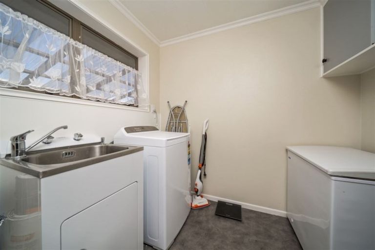 Photo of property in 41 Kowhai Street, Hawera, 4610