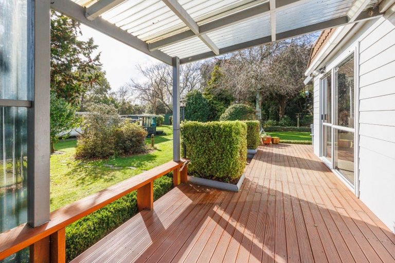 Photo of property in 1366 Rangiotu Road, Tiakitahuna, Palmerston North, 4477