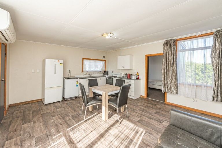 Photo of property in 100 Puriri Street, Gonville, Wanganui, 4501