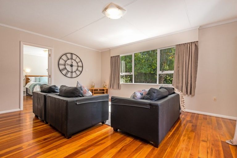 Photo of property in 27a Churchill Avenue, Hokowhitu, Palmerston North, 4410
