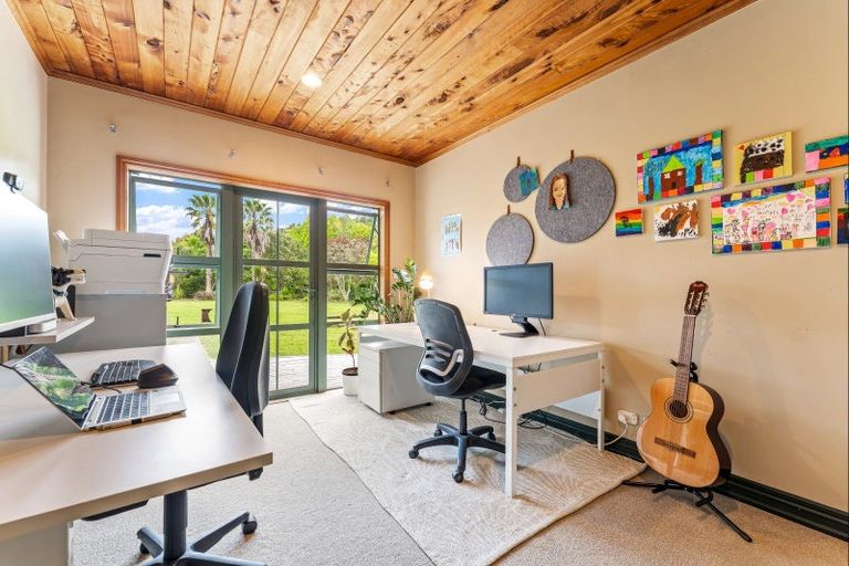 Photo of property in 28 Kaipara Flats Road, Dome Forest, Warkworth, 0981