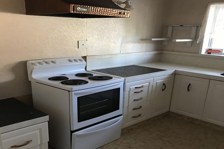 Photo of property in 62 Glen Lynne Avenue, Queenwood, Hamilton, 3210