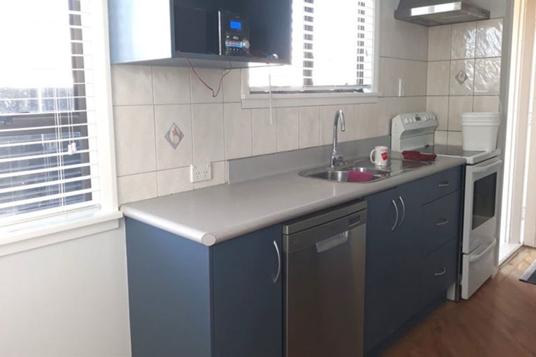 Photo of property in 21 Liverpool Crescent, Tamatea, Napier, 4112