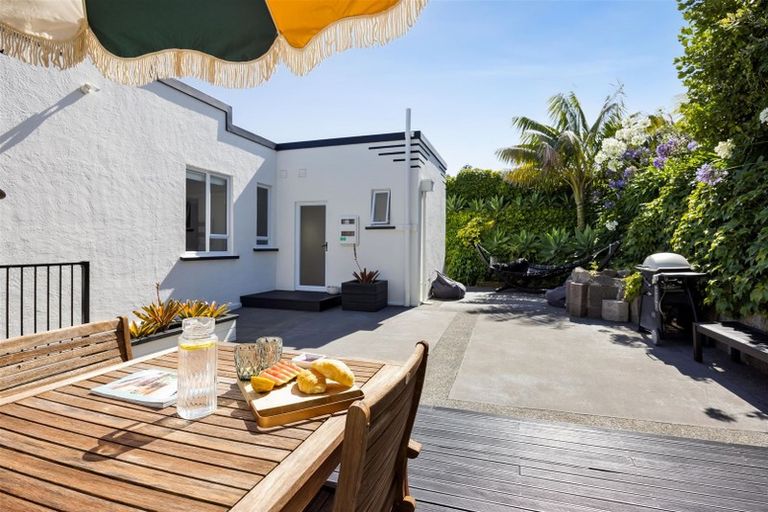 Photo of property in 26 Mclean Street, Strandon, New Plymouth, 4312