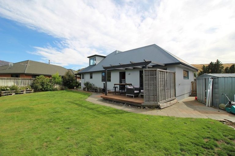 Photo of property in 30 Albert Drive, Clyde, 9330