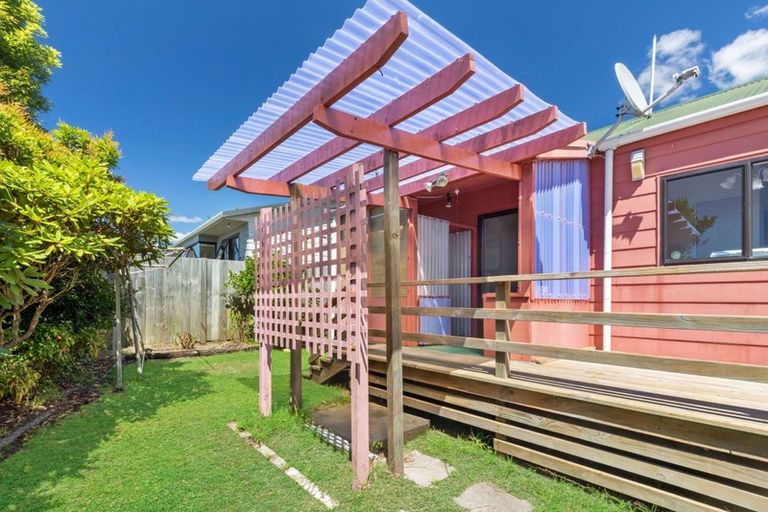 Photo of property in 2b Coulter Road, Owhata, Rotorua, 3010