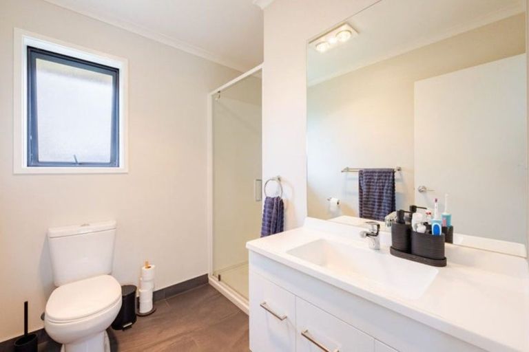 Photo of property in 2 Bibby Street, Waipawa, 4210