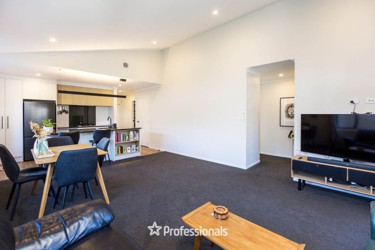 Photo of property in 31 Castletown Street, Wallaceville, Upper Hutt, 5018