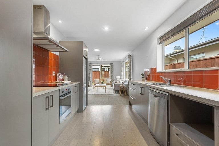 Photo of property in 20 Little Oaks Drive, Yaldhurst, Christchurch, 8042