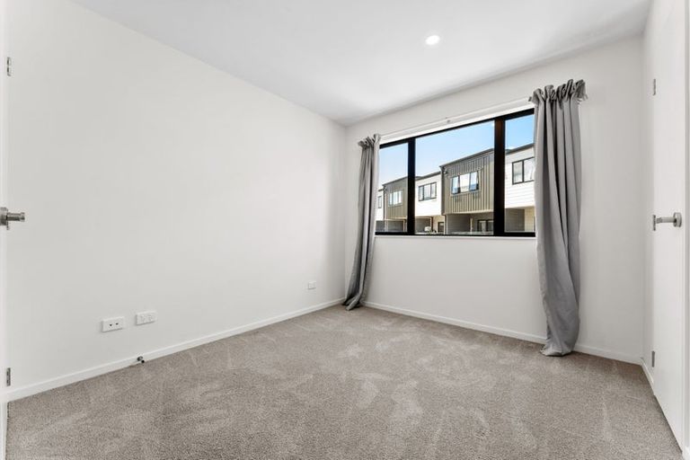 Photo of property in 25/9 Schnapper Rock Road, Greenhithe, Auckland, 0632