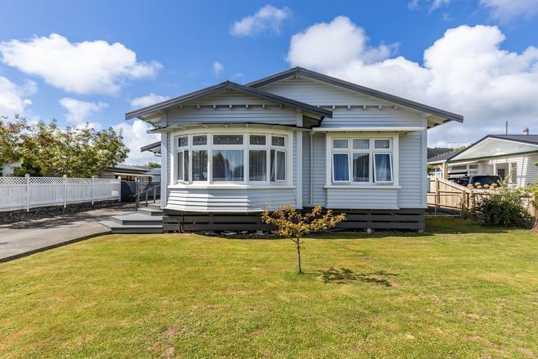 Photo of property in 37 Marlborough Street, Greymouth, 7805