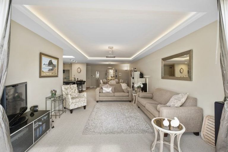 Photo of property in The Georgian, 13/8 Sidmouth Street, Mairangi Bay, Auckland, 0630