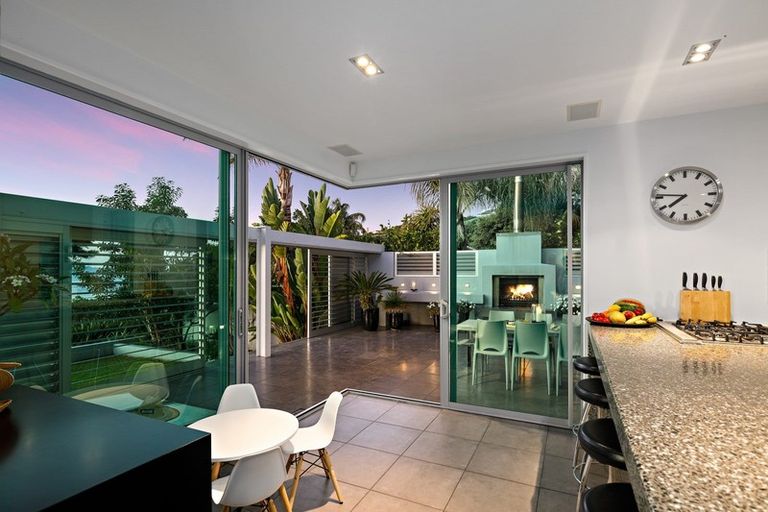 Photo of property in 11 Highland Lass Place, Langs Beach, Waipu, 0582